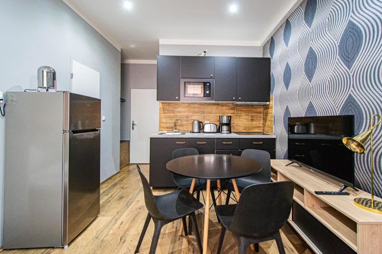Cozy Studio In The Main City Center Prag Exteriör bild
